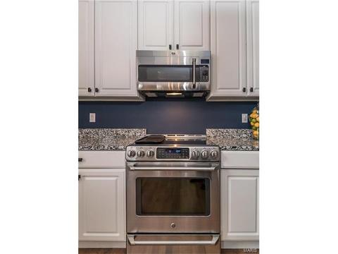 836 Legends View Dr, Eureka, MO 63025 photo 21
