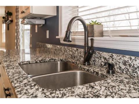 836 Legends View Dr, Eureka, MO 63025 photo 23