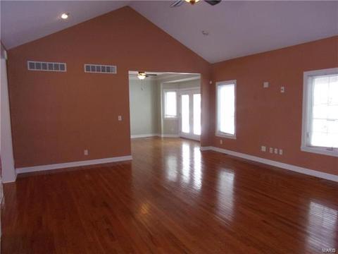 115 Lock Dr, Ballwin, MO 63011 photo 5