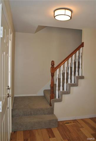 173 Keystone Farm Drive Dr, Ballwin, MO 63021 photo 2
