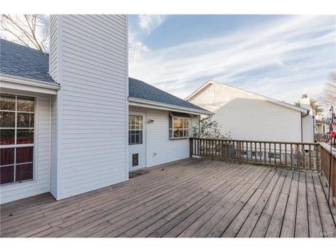 814 Clintwoode Ct, Ballwin, MO 63021 photo 25
