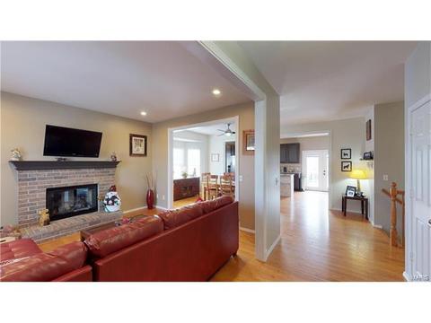 101 Hawks Haven Dr, O'fallon, MO 63368 photo 5
