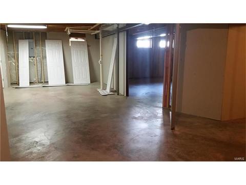 1485 Chambers Dr, O'fallon, MO 63366 photo 16