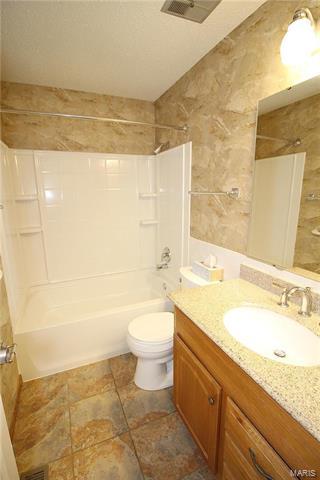 1332 Westbrooke Terrace Dr, Ballwin, MO 63021 photo 37