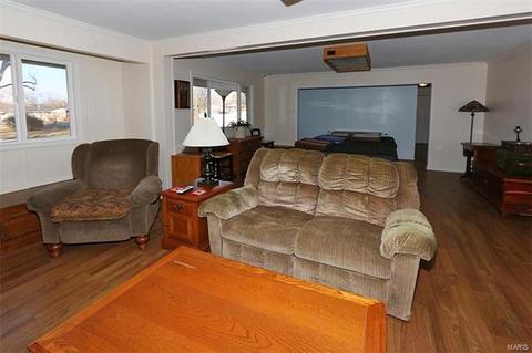 536 St Josephs Dr, Ballwin, MO 63021 photo 5