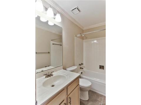 1316 Crossings Ct #C, Ballwin, MO 63021 photo 18