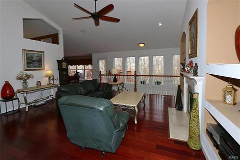 1181 Cypress Point Dr, O'fallon, MO 63366 photo 3