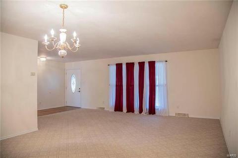 72 Forest Hills Dr, Eureka, MO 63025 photo 8