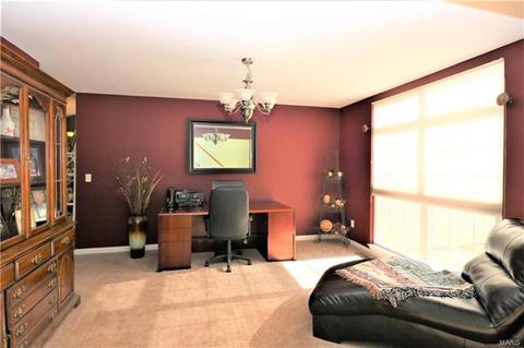 933 Emerald Oaks Ct, Eureka, MO 63025 photo 5