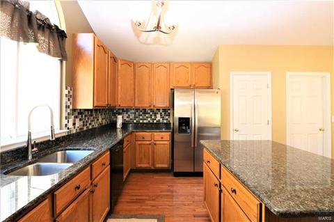933 Emerald Oaks Ct, Eureka, MO 63025 photo 10