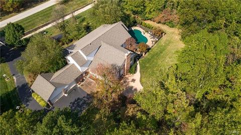 564 Eagles Nest Ct, Wildwood, MO 63011 photo 2