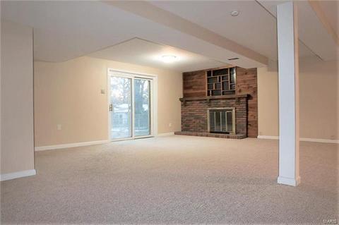 1150 Briarhurst Dr, Ballwin, MO 63021 photo 24