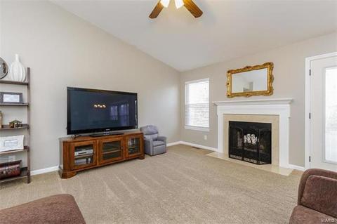 18 N Kern Dr, O'fallon, MO 63366 photo 7