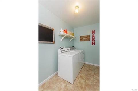 18 N Kern Dr, O'fallon, MO 63366 photo 12