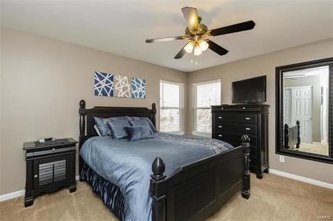 18 N Kern Dr, O'fallon, MO 63366 photo 4