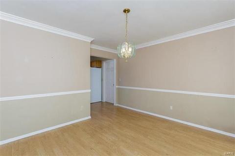 8 Patriots Ln, O'fallon, MO 63368 photo 2