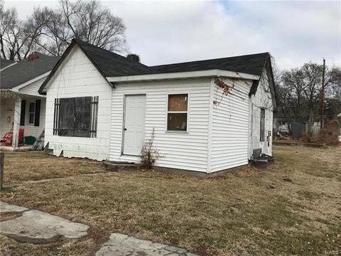 2108 E Gordon, Hannibal, MO 63401 photo 1