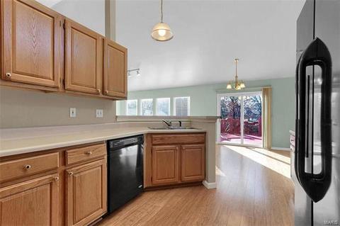 138 Royallbrook, O'fallon, MO 63368 photo 7