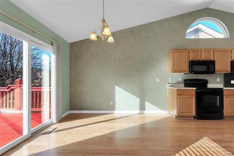 138 Royallbrook, O'fallon, MO 63368 photo 5