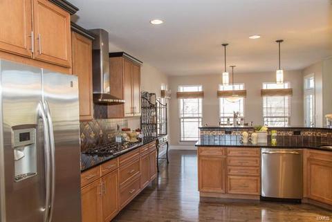 904 Brook Vly, O'fallon, MO 63368 photo 21