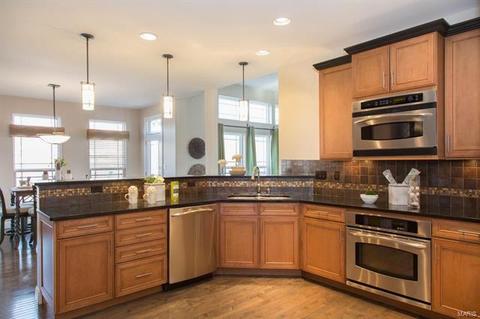 904 Brook Vly, O'fallon, MO 63368 photo 22