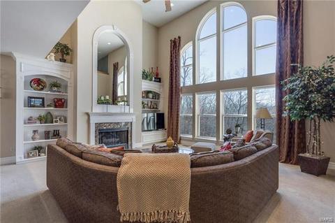 527 Roaring Fork Dr, Grover, MO 63040 photo 7
