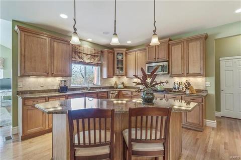 527 Roaring Fork Dr, Grover, MO 63040 photo 12