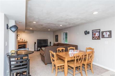 732 Hilltop Woods Ct, Eureka, MO 63025 photo 45