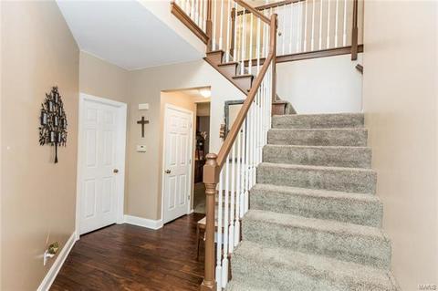 732 Hilltop Woods Ct, Eureka, MO 63025 photo 5