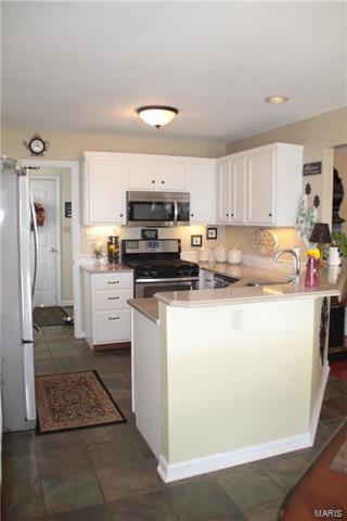 3306 Hampton Xing, Saint Charles, MO 63303 photo 6