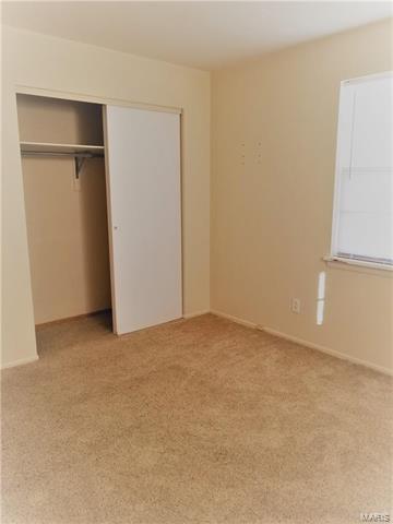 3810 Midview Ave, Bridgeton, MO 63044 photo 6