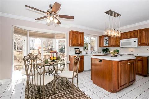 2756 Barrett Station Rd, Ballwin, MO 63021 photo 13