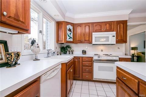 2756 Barrett Station Rd, Ballwin, MO 63021 photo 12