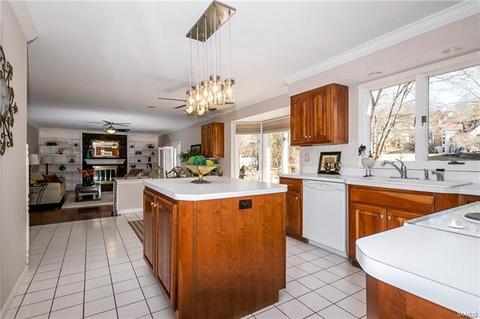 2756 Barrett Station Rd, Ballwin, MO 63021 photo 10