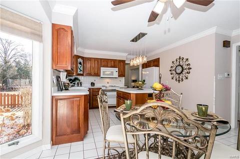 2756 Barrett Station Rd, Ballwin, MO 63021 photo 14