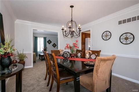2756 Barrett Station Rd, Ballwin, MO 63021 photo 9