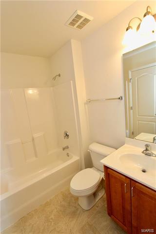 762 Southbrook Frst, Weldon Spring, MO 63304 photo 32