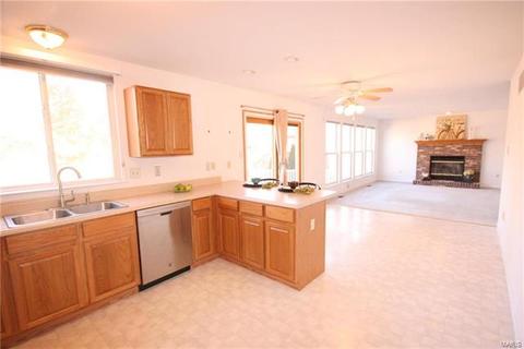 16708 Hickory Crest Dr, Wildwood, MO 63011 photo 3