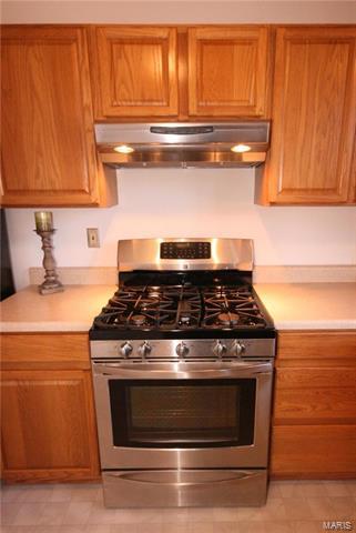 16708 Hickory Crest Dr, Wildwood, MO 63011 photo 10
