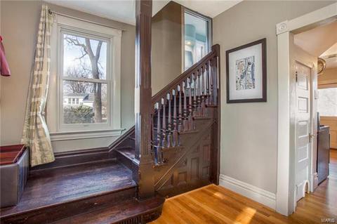 925 Twining Pl, Saint Louis, MO 63119 photo 9