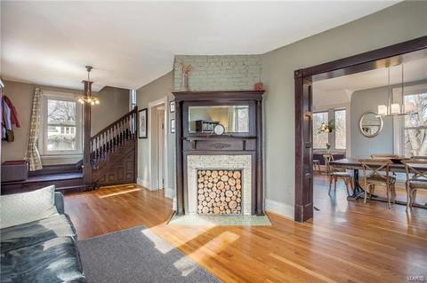 925 Twining Pl, Saint Louis, MO 63119 photo 8