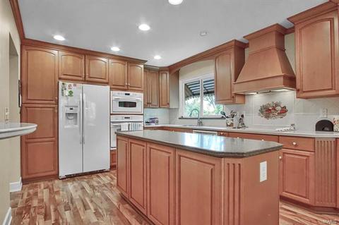 17 Rainfield, Ballwin, MO 63021 photo 5