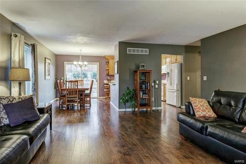 1418 Autumn Leaf Dr, Ballwin, MO 63021 photo 3