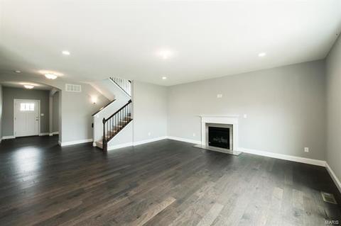 334 Burning Brook Dr, O'fallon, MO 63366 photo 5