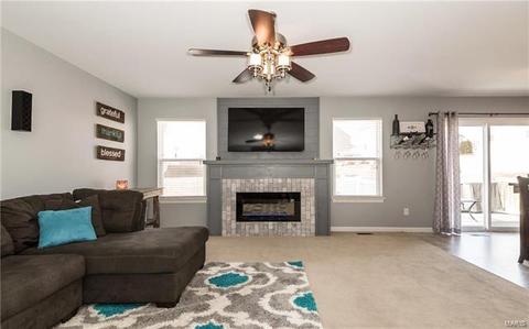 623 Falling Brook Dr, O'fallon, MO 63366 photo 13