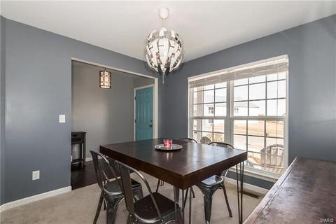 623 Falling Brook Dr, O'fallon, MO 63366 photo 9