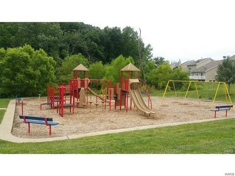 623 Falling Brook Dr, O'fallon, MO 63366 photo 56