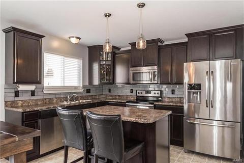 623 Falling Brook Dr, O'fallon, MO 63366 photo 21