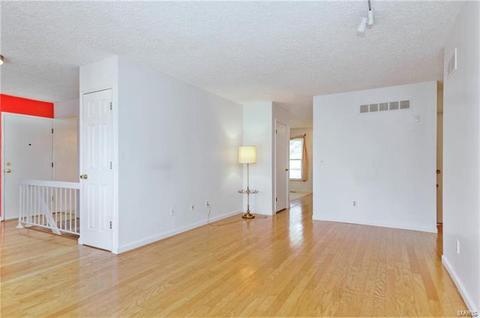 1274 Mautenne Dr, Manchester, MO 63021 photo 8