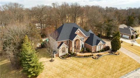 779 Southbrook Frst, Weldon Spring, MO 63304 photo 3